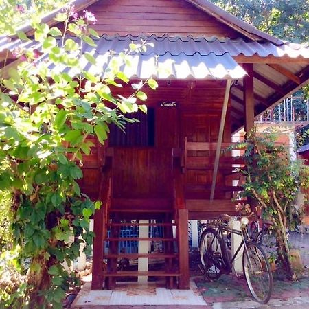 Settee Homestay Нан Екстер'єр фото