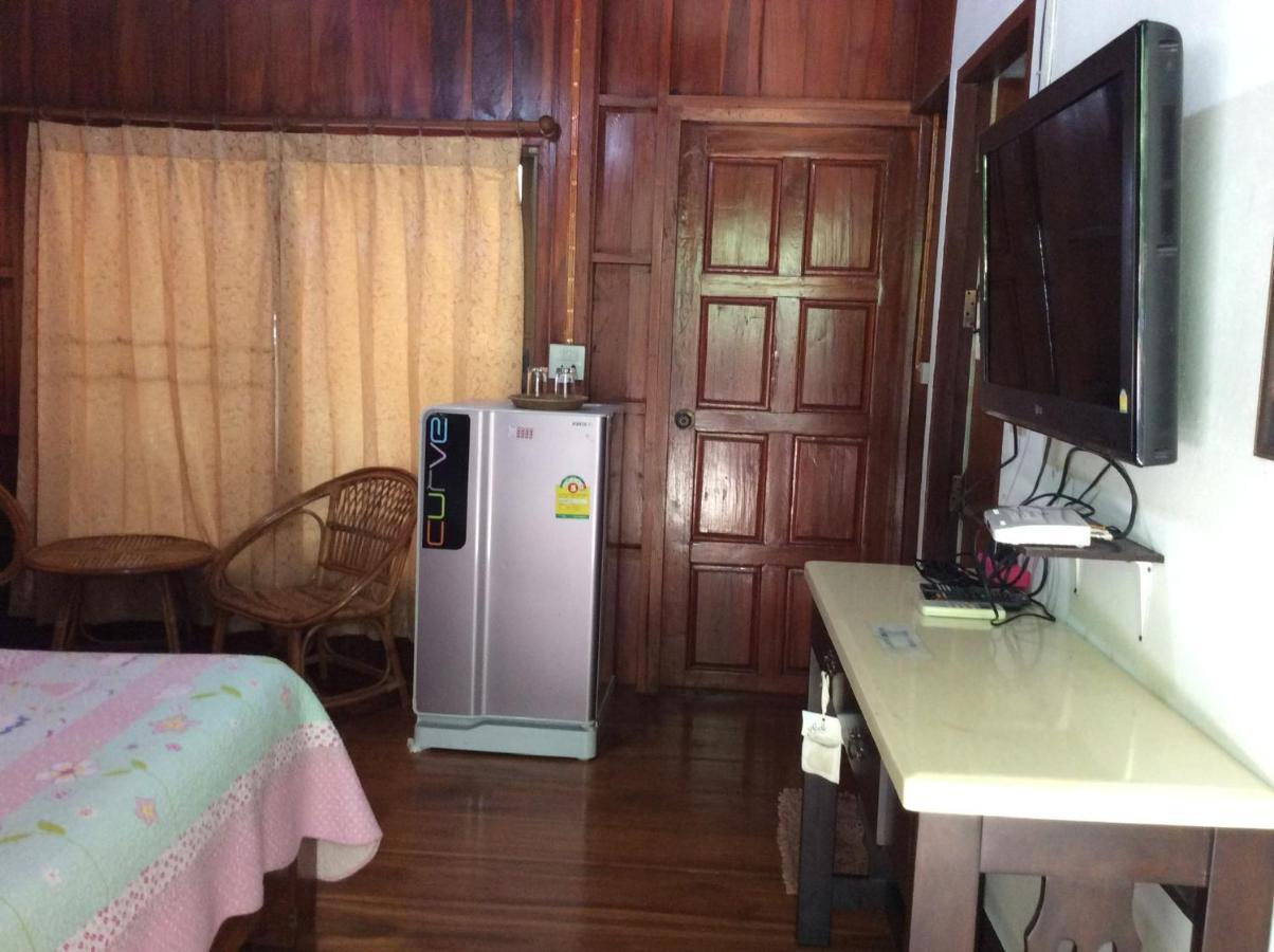 Settee Homestay Нан Екстер'єр фото